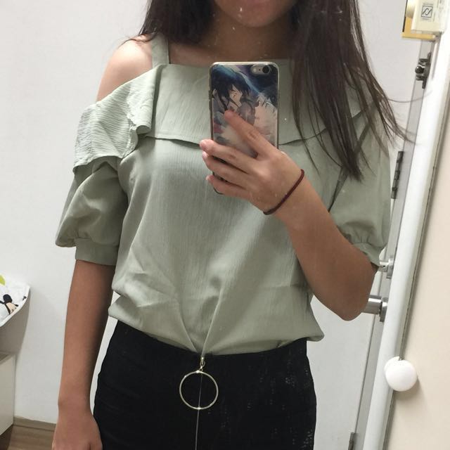 one side off shoulder