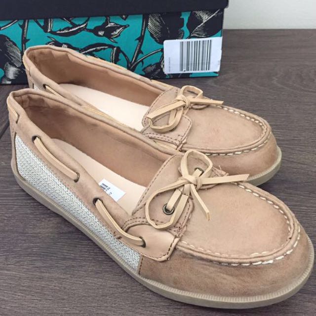 Payless sperrys on sale