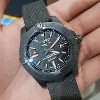 Authentic Breitling Avenger Blackbird 44