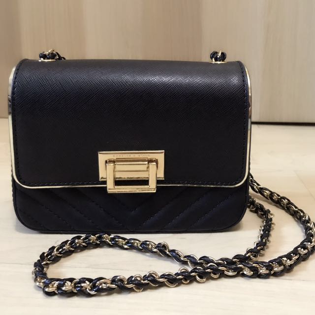 charles and keith black shoulder bag