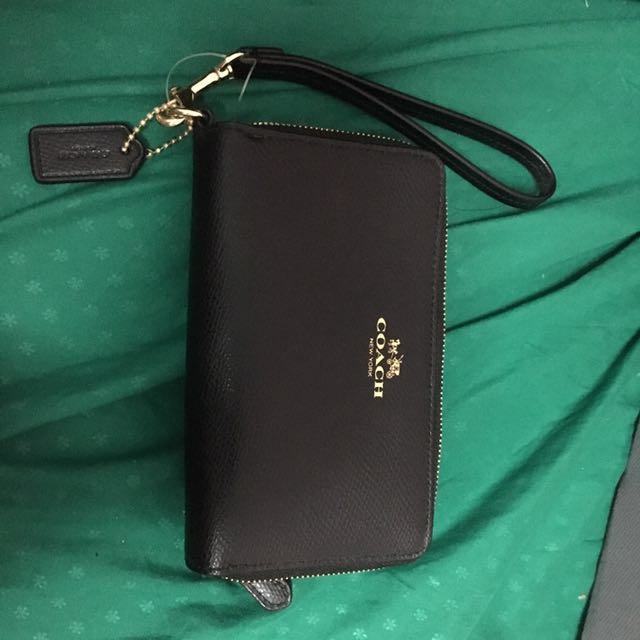 Coach wallet, Women's Fashion, Bags & Wallets, Purses & Pouches on