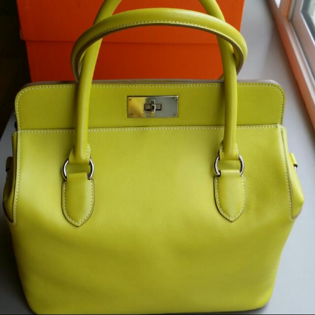 Hermes Lime Toolbox 26, Luxury, Bags & Wallets on Carousell