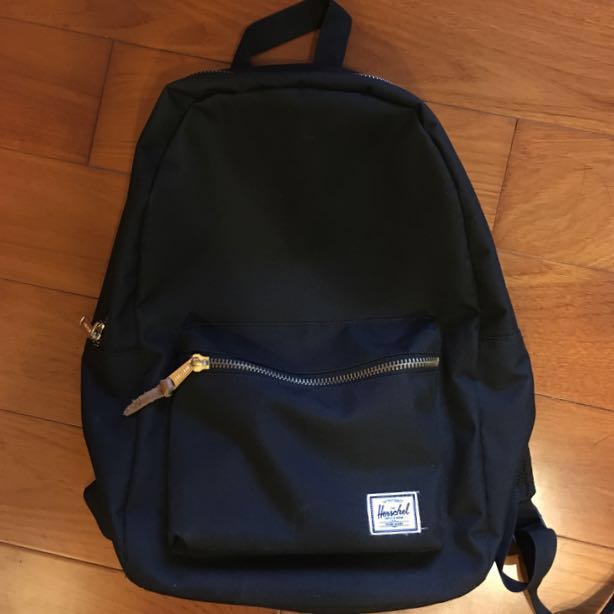 Herschel 電腦後背包筆電包黑 他的時尚 包包在旋轉拍賣