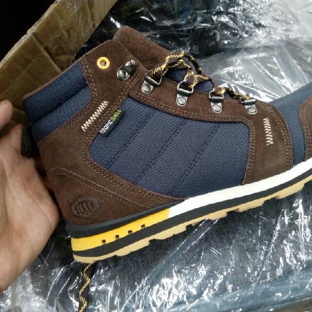 Sepatu Eiger Original Fesyen Pria Sepatu Di Carousell