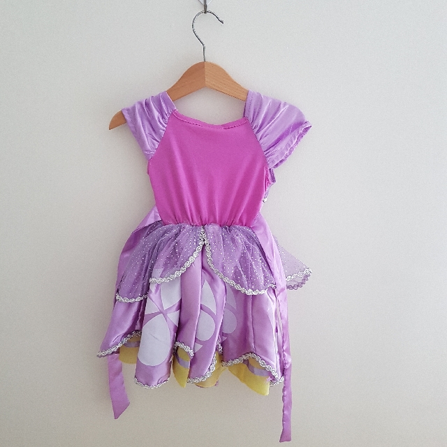 Sofia The 1st (Category: Babies & Kids Fashion) located in Kuala Lumpur. Submitted by stef23 (Listing ID 125634838, Image 2). Description: .