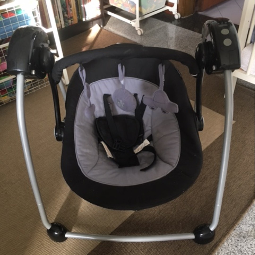 automated baby rocker