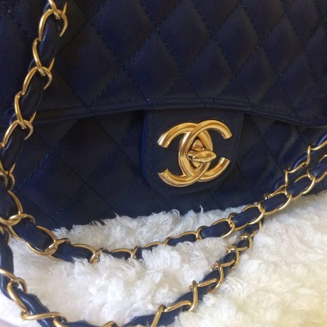 chanel blue sling bag