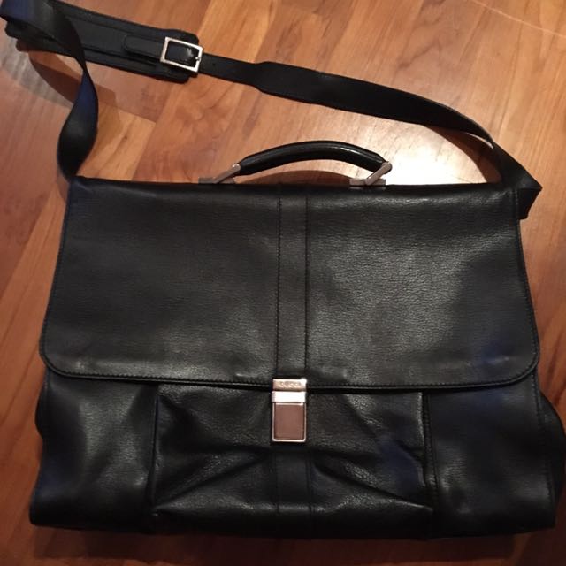 gucci leather laptop bag