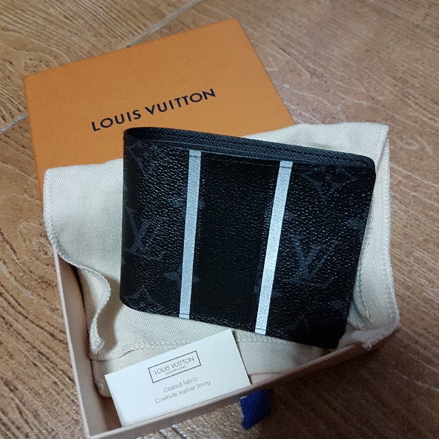 Louis Vuitton Pochette Metis Reverse BRAND NEW, Luxury, Bags & Wallets on  Carousell