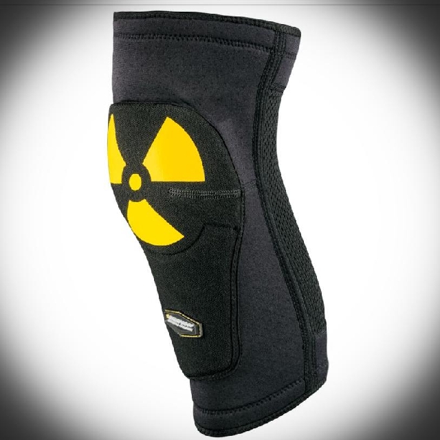 Nukeproof Critical Enduro Knee Sleeve Sports Equipment PMDs E