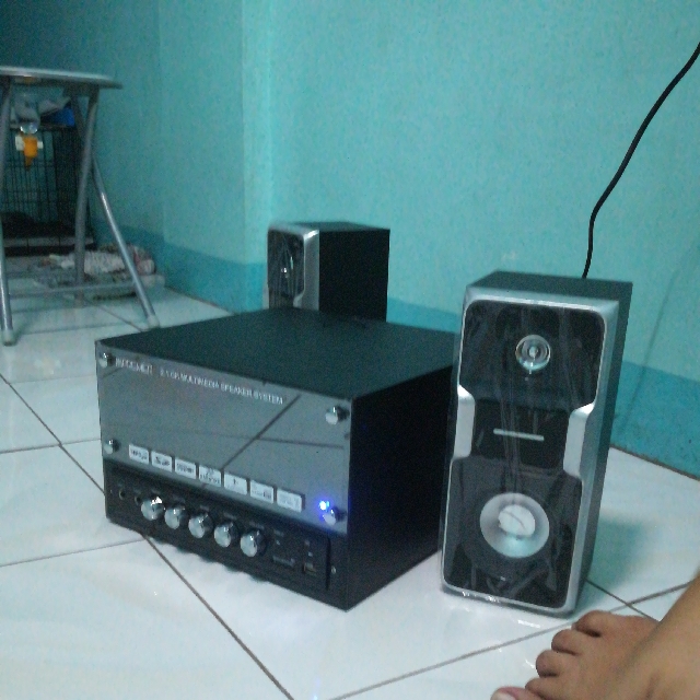 Premier 2.1 multimedia speaker system clearance