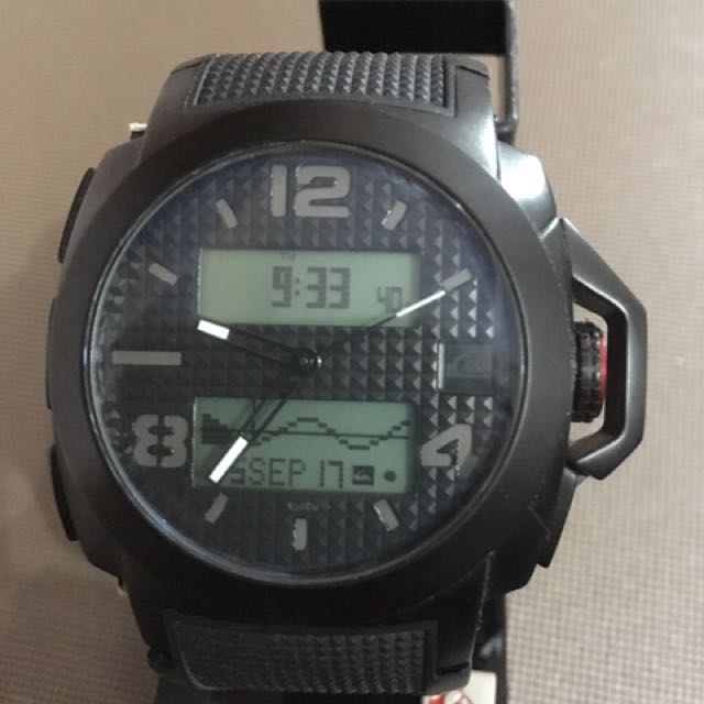 Quiksilver tide hotsell watch