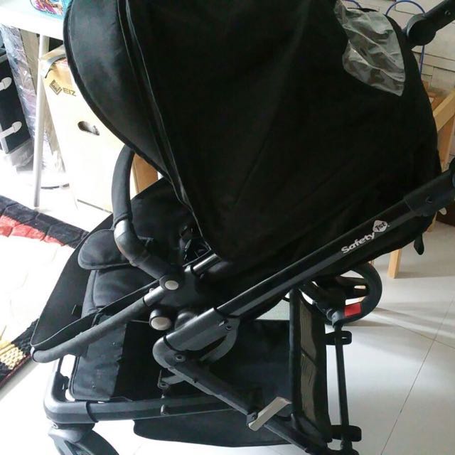 Safety First Stroller With Infant car Seat, Babies & Kids, Going Out, Car Seats on Carousell