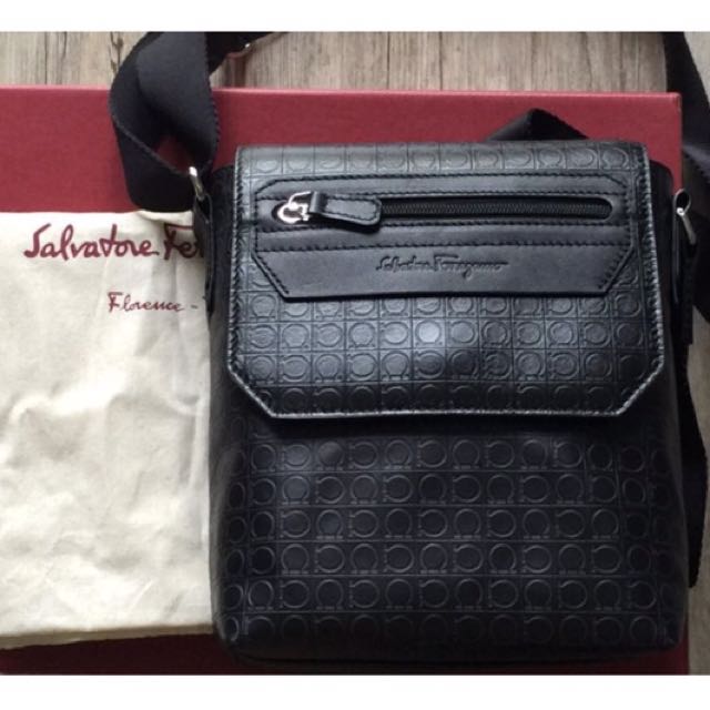 Ferragamo sling deals bag men's