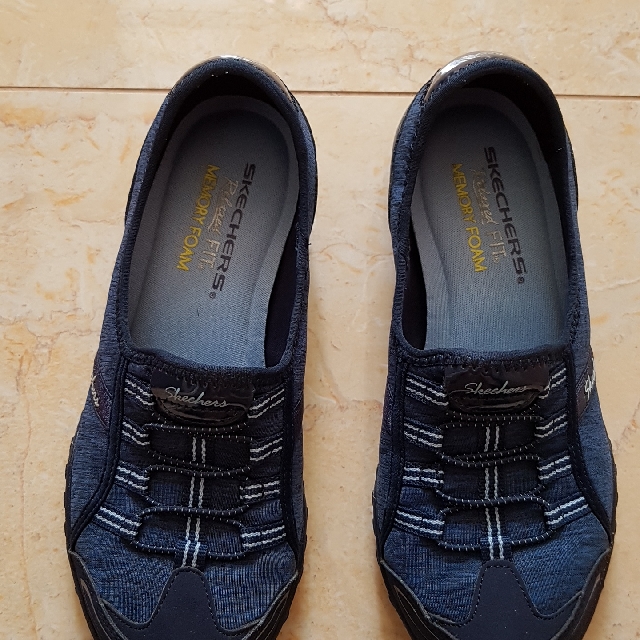 Skechers relaxed fit memory foam inserts hotsell