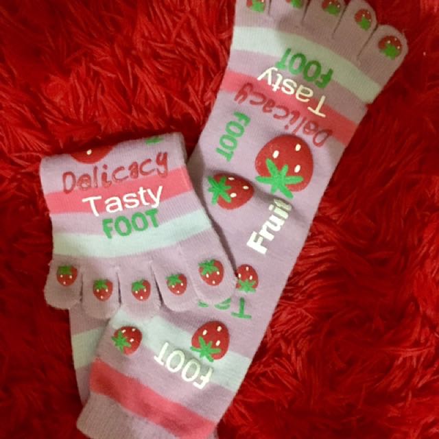 stoking / legging / kaos kaki celana bayi anak 0-. Source .