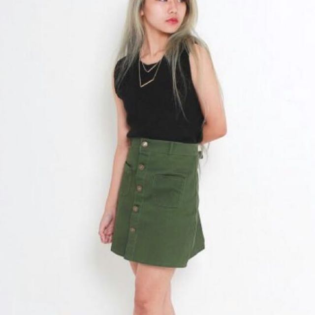green button skirt