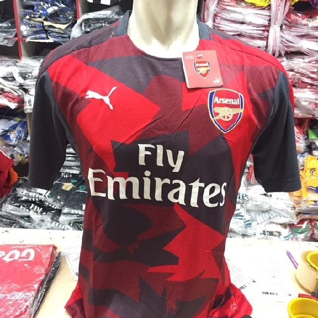 Arsenal Prematch 17 18 Sports Sports Apparel On Carousell