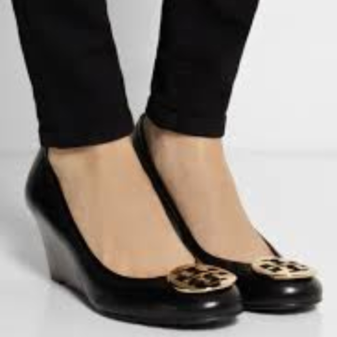 Authentic Tory Burch Sally Wedge Black with gold hardware, Luxury, Apparel  on Carousell