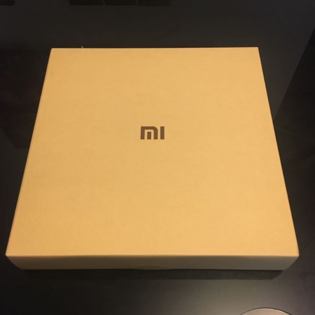 DIGITAL SMART SCALE, Health & Nutrition, Health Monitors & Weighing