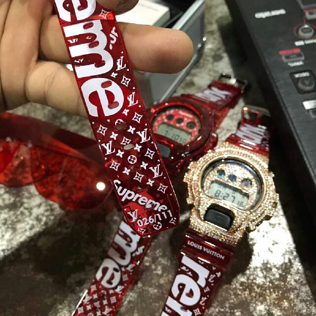 Supreme x shop lv g shock