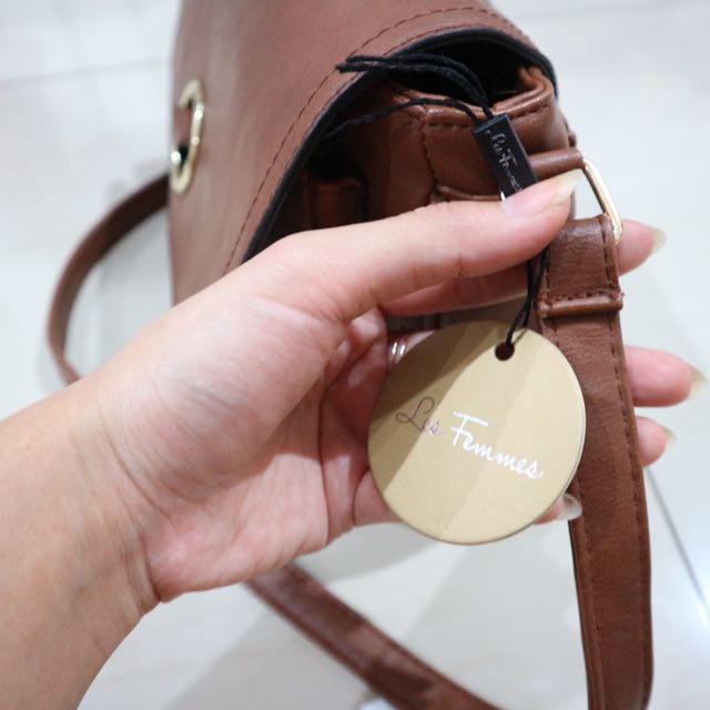 harga tas les femmes sling bag