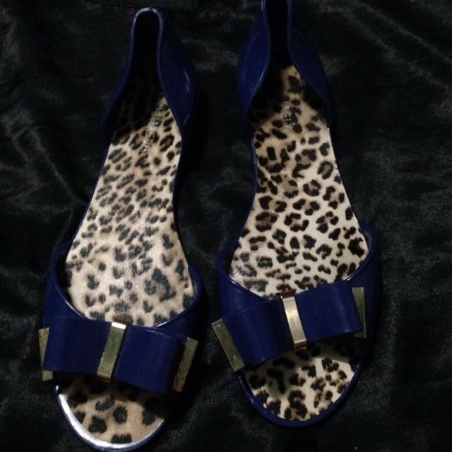 Michaela Sandals, Women's Fashion, Footwear, Sandals on Carousell