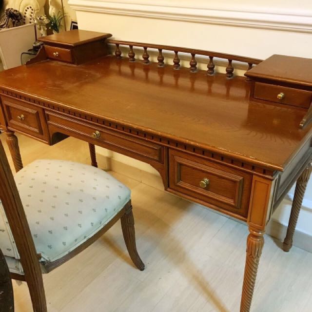 solid wood english study table with chair