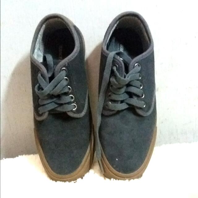world balance skate shoes