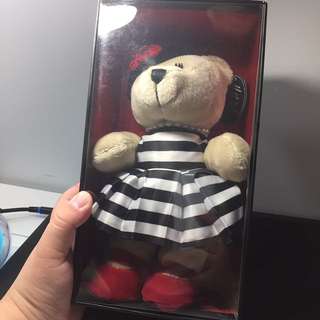 Starbucks Holiday Bearista Bear (Alice and Olivia by Stacey Bendet)