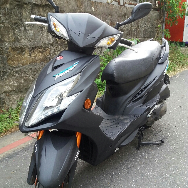 光阳雷霆王180 双碟abs 2015年5000公里