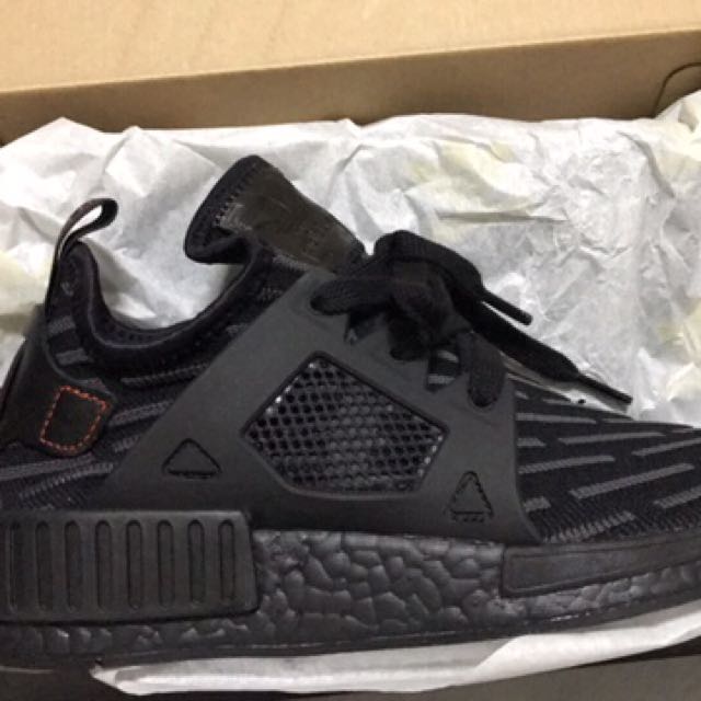 nmd triple black