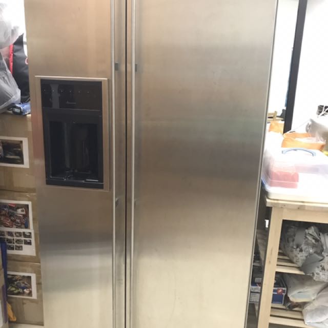 Amana Sideby Side Fridge, TV & Home Appliances, Kitchen Appliances