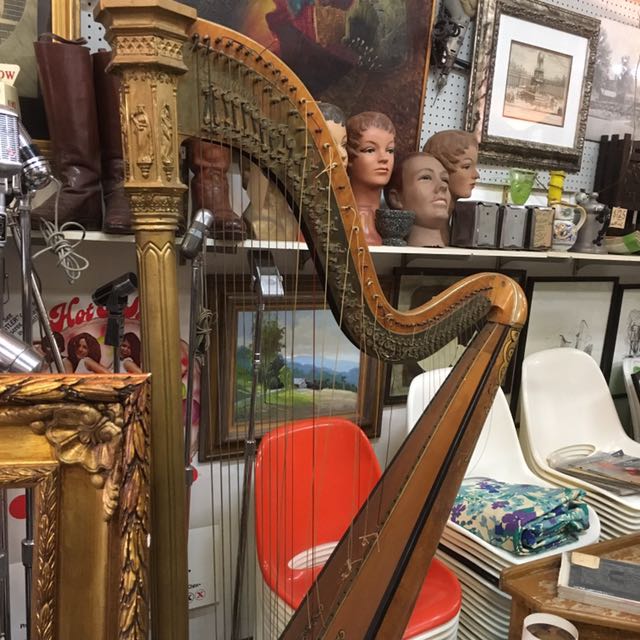 Antique harp top