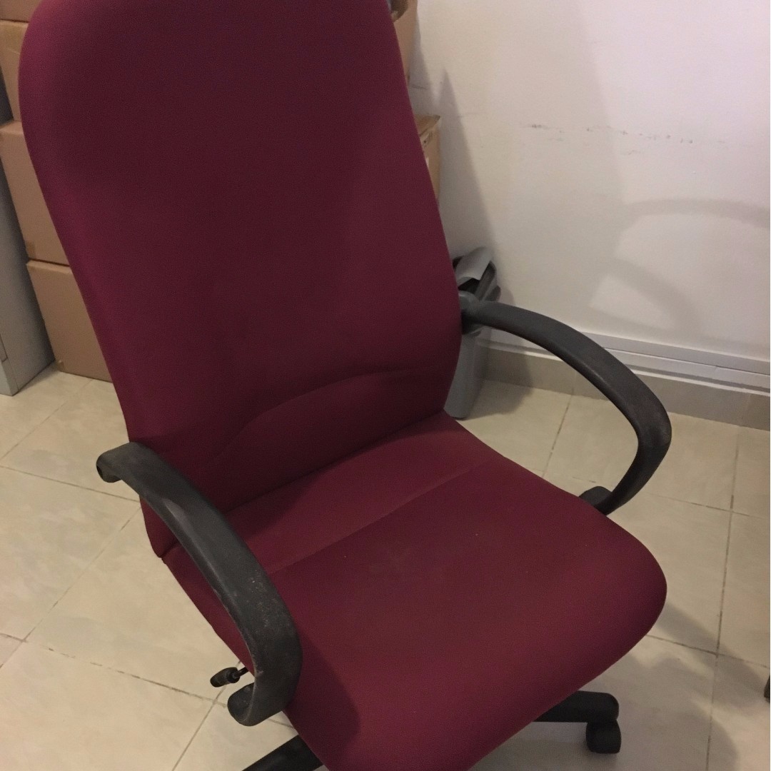 Deep Maroon Swivel Office Chair With High Back Support Arms
