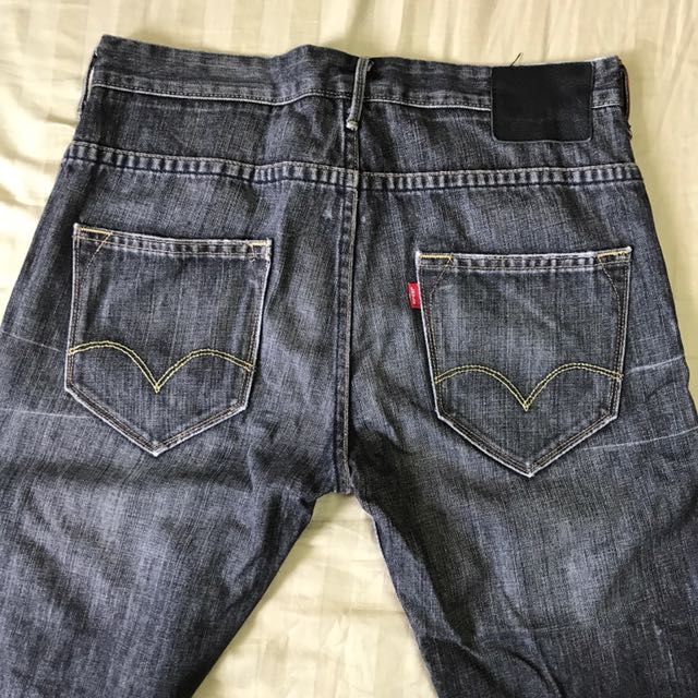 levis red loop collection