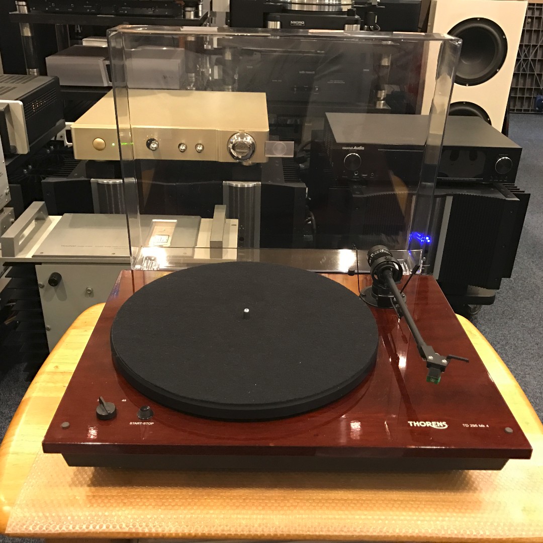 Thorens TD 295 Mk IV TurnTable Audio Techica AT95E Cartidge