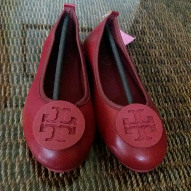 Tory Burch Doll Shoes, Women's Fashion, Footwear, Flats & Sandals on  Carousell