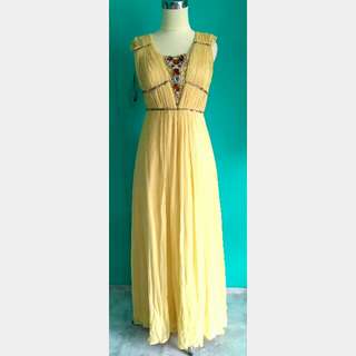 Gaun Gold