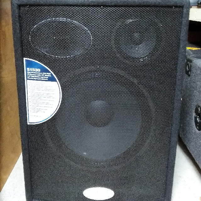 behringer full range speakers