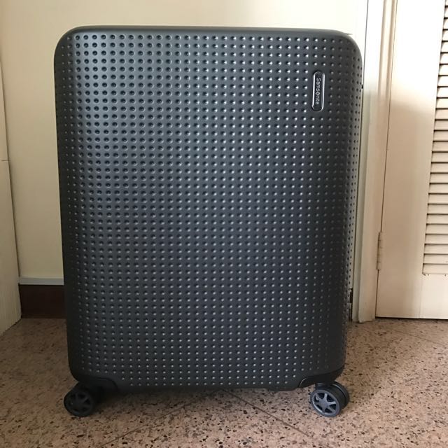 Brand New Samsonite Pixelon Spinner 69cm 25