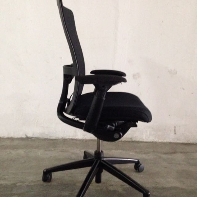 Haworth Zody Chair ( ergonomic) Herman Miller Aeron , Steelcase Leap