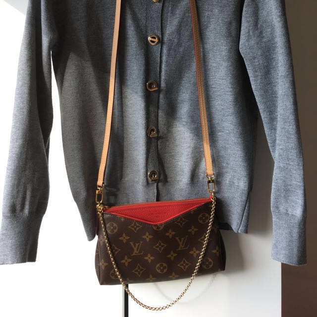 louis vuitton lv pallas clutch with crossbody strap 斜背袋