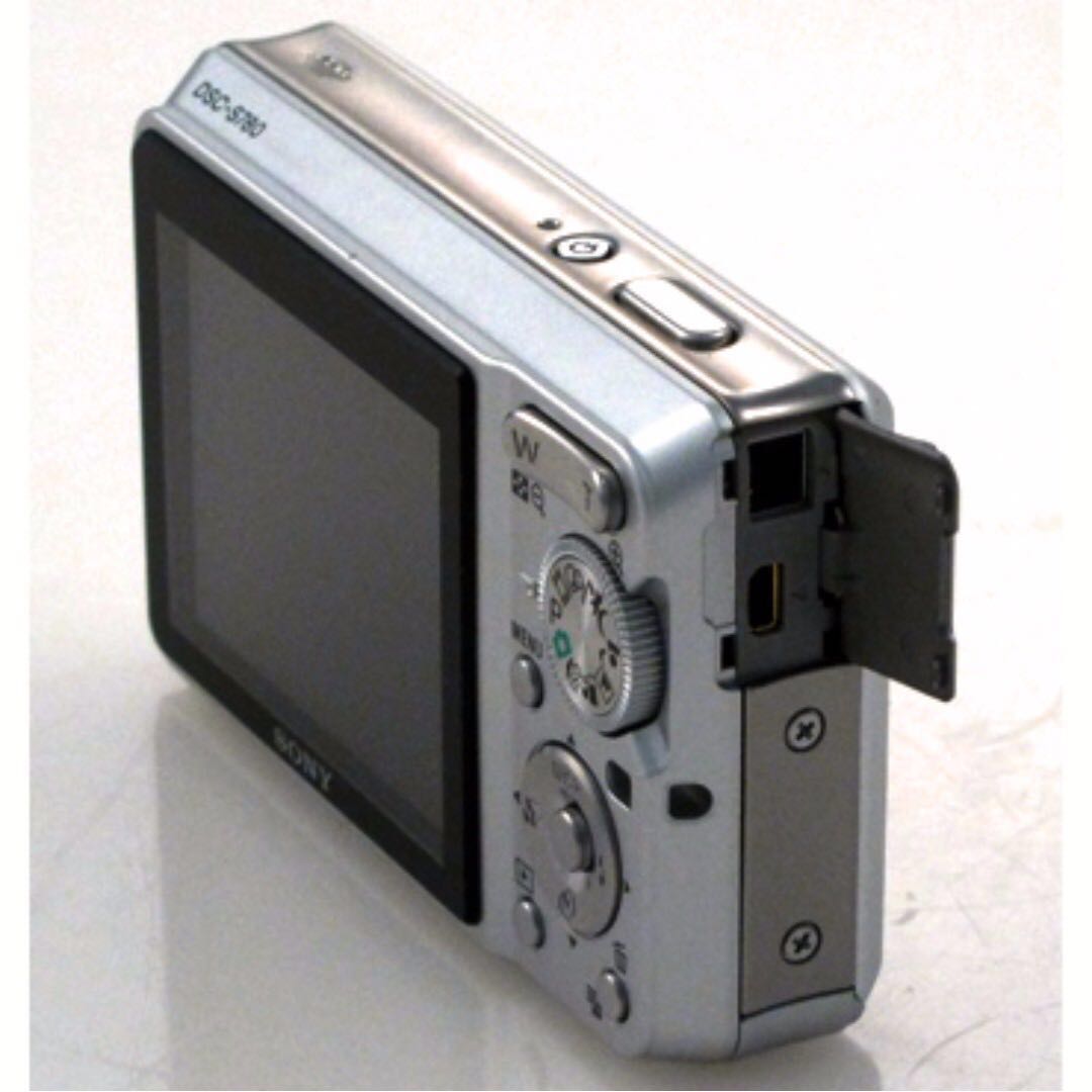 Sony Cybershot DSCS780 Digital Camera + FREE accessories, Photography