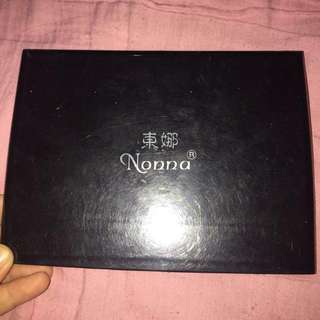 Nonna Eyeshadow Palette
