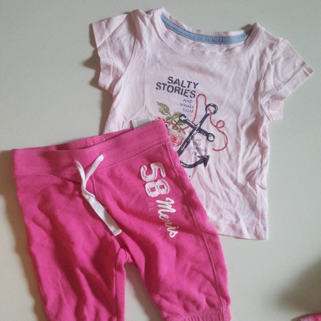 Authentic H M Set Of Clothes Size Of Bottom Us 1 5 To 2 Yrs Old