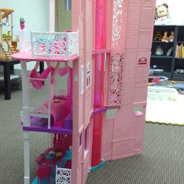 Barbie Dream House For Sale Used Cheaper Than Retail Price Buy Clothing Accessories And Lifestyle Products For Women Men