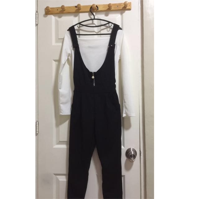 black jumper pants