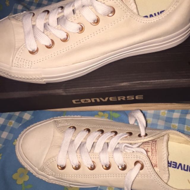 Cream and rose shop gold converse