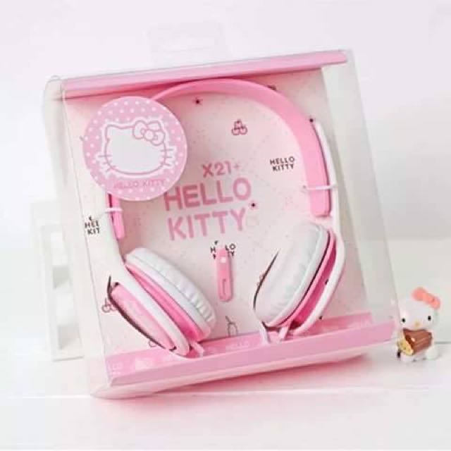 HELLO KITTY HEADPHONE, Audio, Headphones & Headsets on Carousell